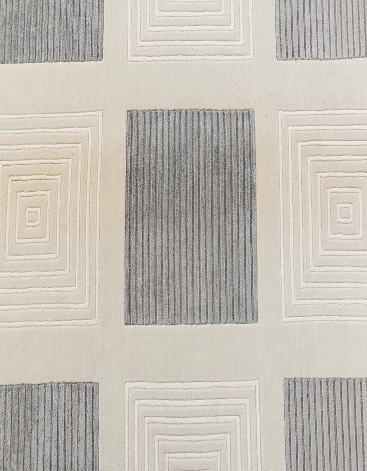 Detail image of 8' 2 x 11' 11  Hand Knotted Darya Wool Rug