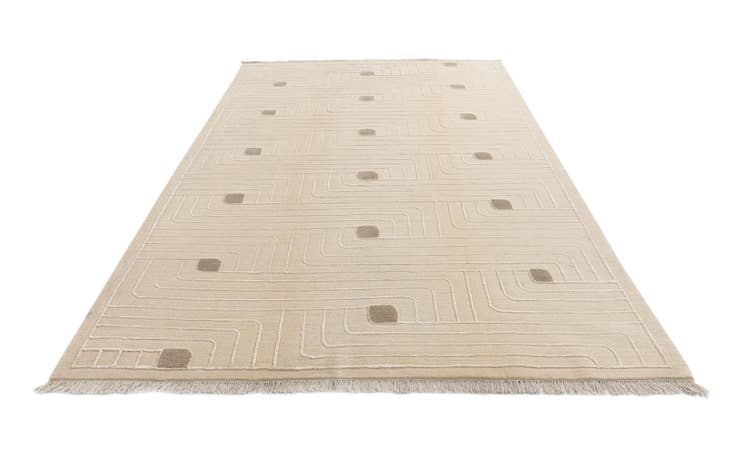 Detail image of 6' 6 x 9' 7 Hand Knotted Darya Wool Rug