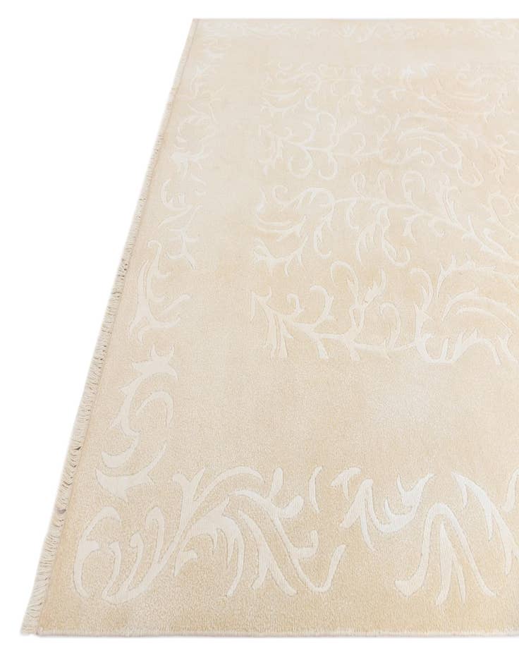 Detail image of 6' 6 x 9' 11  Hand Knotted Darya Wool Rug