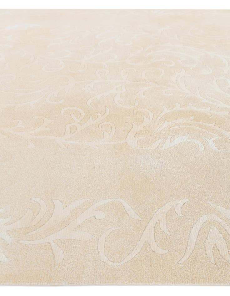 Detail image of 6' 6 x 9' 11  Hand Knotted Darya Wool Rug