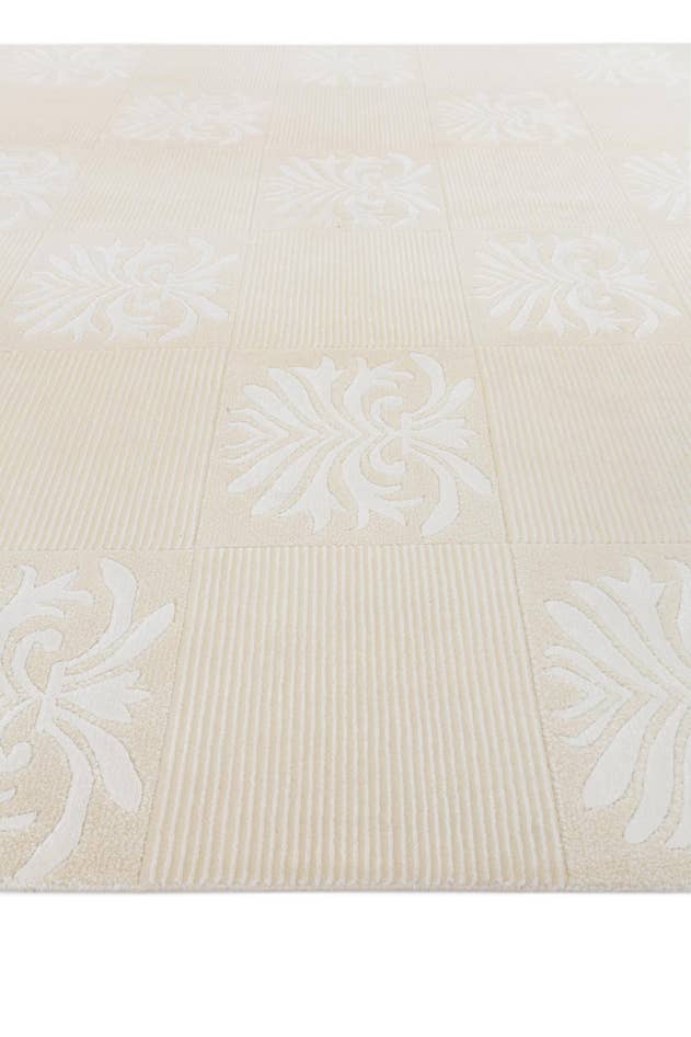 Detail image of 6' 8 x 9' 8 Hand Knotted Darya Wool Rug