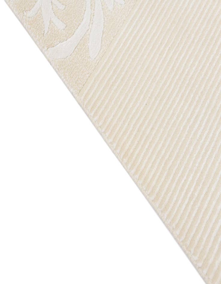 Detail image of 6' 8 x 9' 8 Hand Knotted Darya Wool Rug