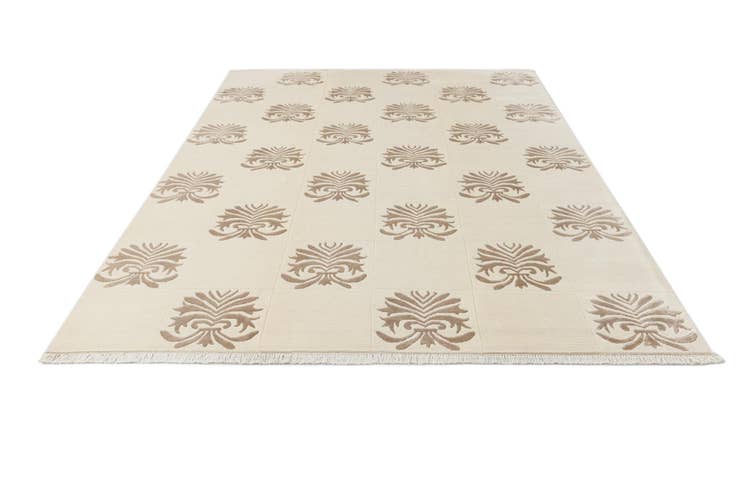 Detail image of 6' 5 x 9' 9 Hand Knotted Darya Wool Rug