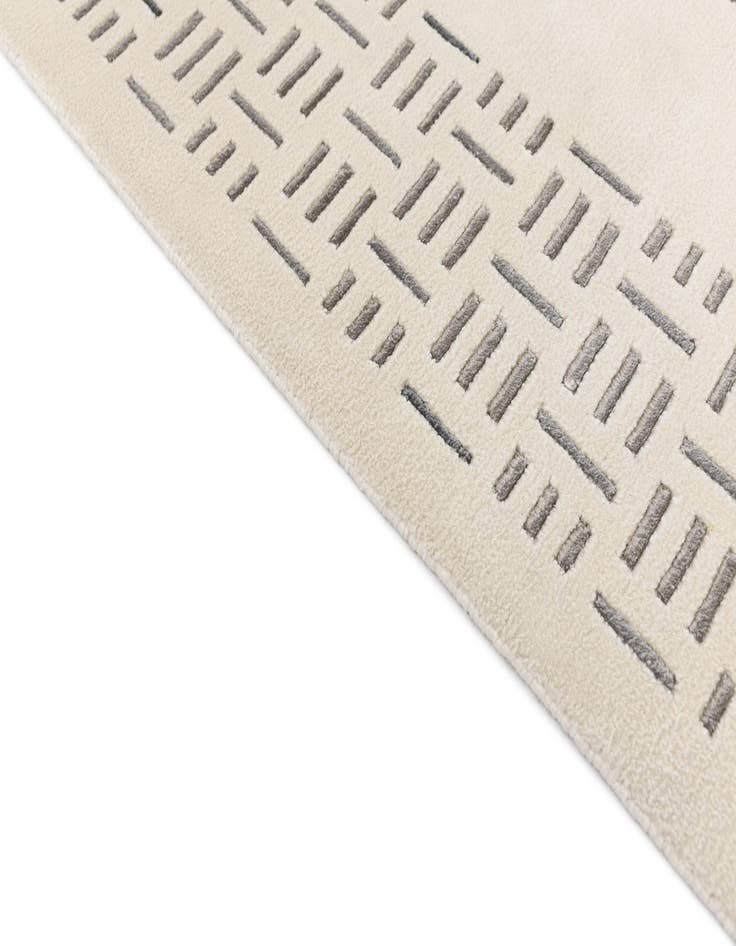 Detail image of 6' 7 x 9' 8  Hand Knotted Darya Wool Rug