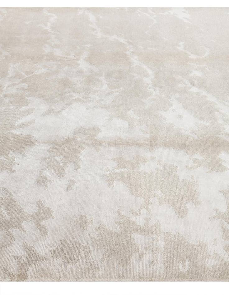 Detail image of 6' 8 x 9' 11  Hand Knotted Darya Wool Rug