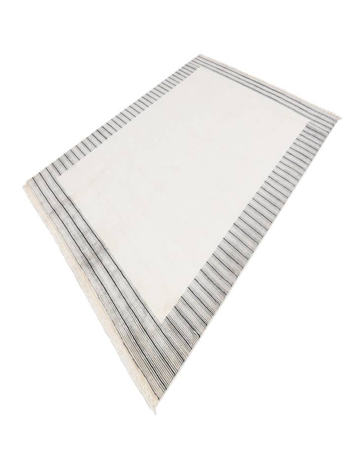 Detail image of 7' 9 x 9' 9  Hand Knotted Darya Wool Rug