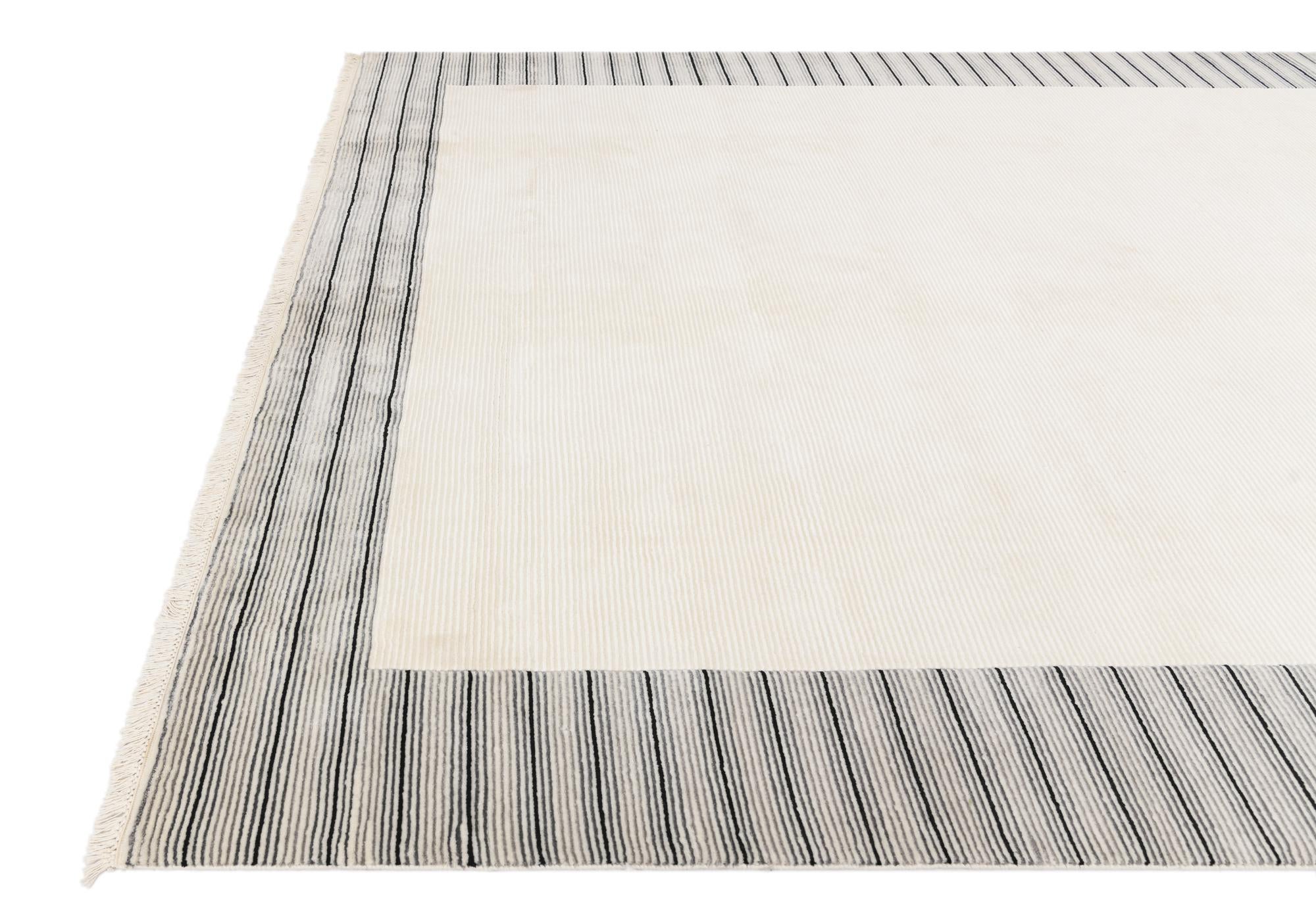 7' 9 x 9' 9 Hand Knotted Darya Wool Rug