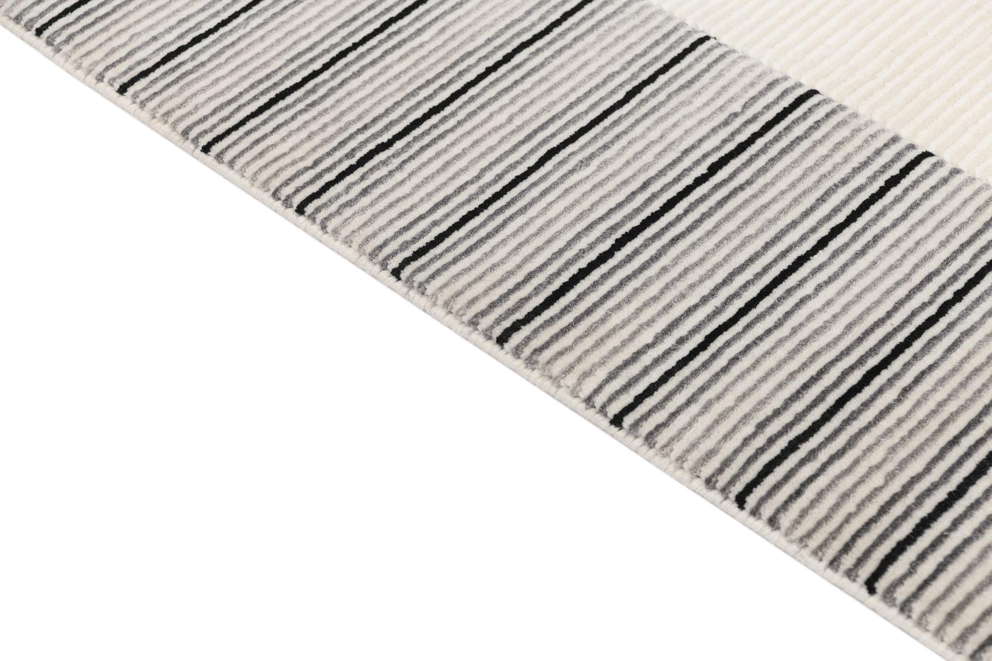 7' 9 x 9' 9 Hand Knotted Darya Wool Rug