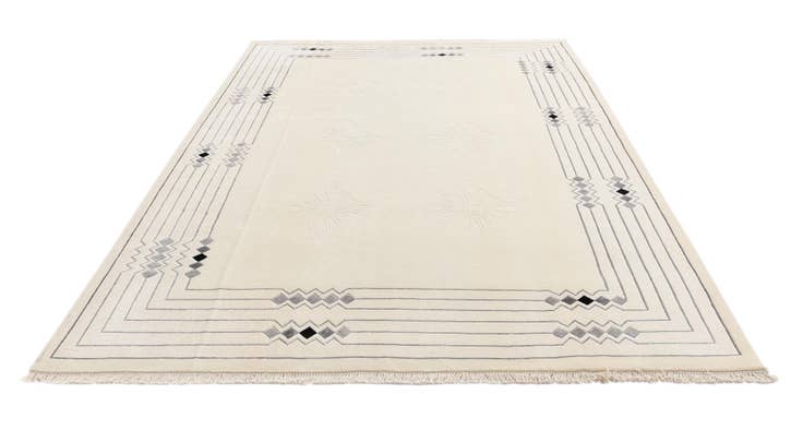 Detail image of 6' 11 x 9' 5 Hand Knotted Darya Wool Rug