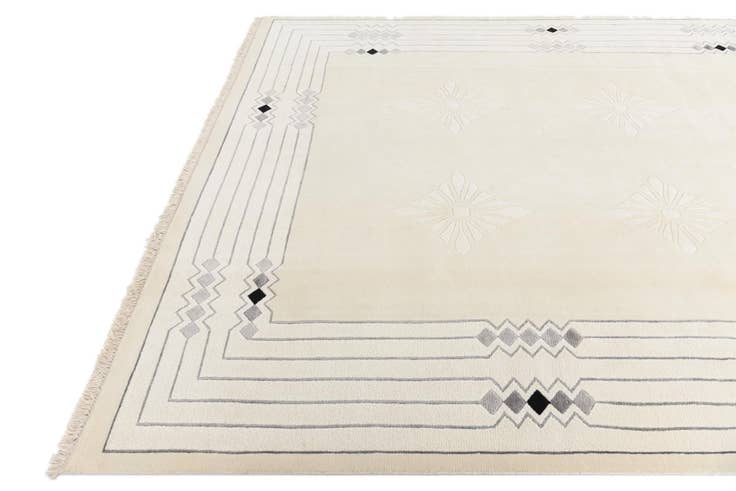 Detail image of 6' 11 x 9' 5 Hand Knotted Darya Wool Rug