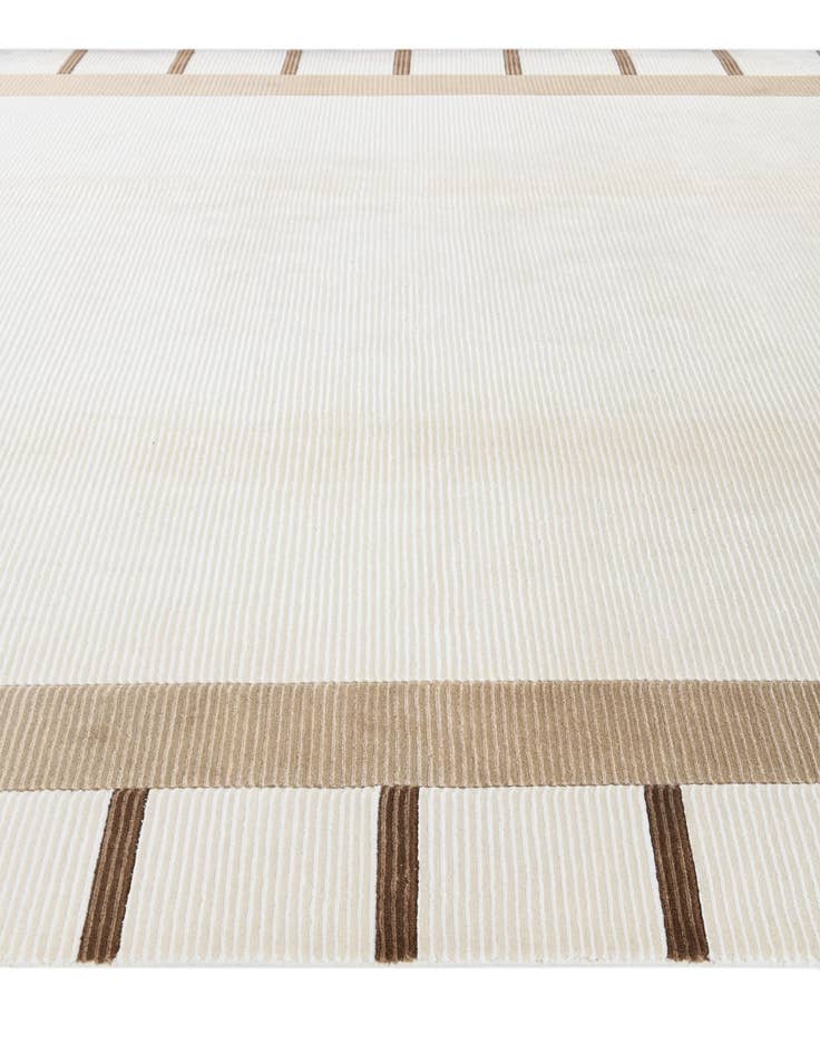 Detail image of 6' 11 x 9' 6  Hand Knotted Darya Wool Rug