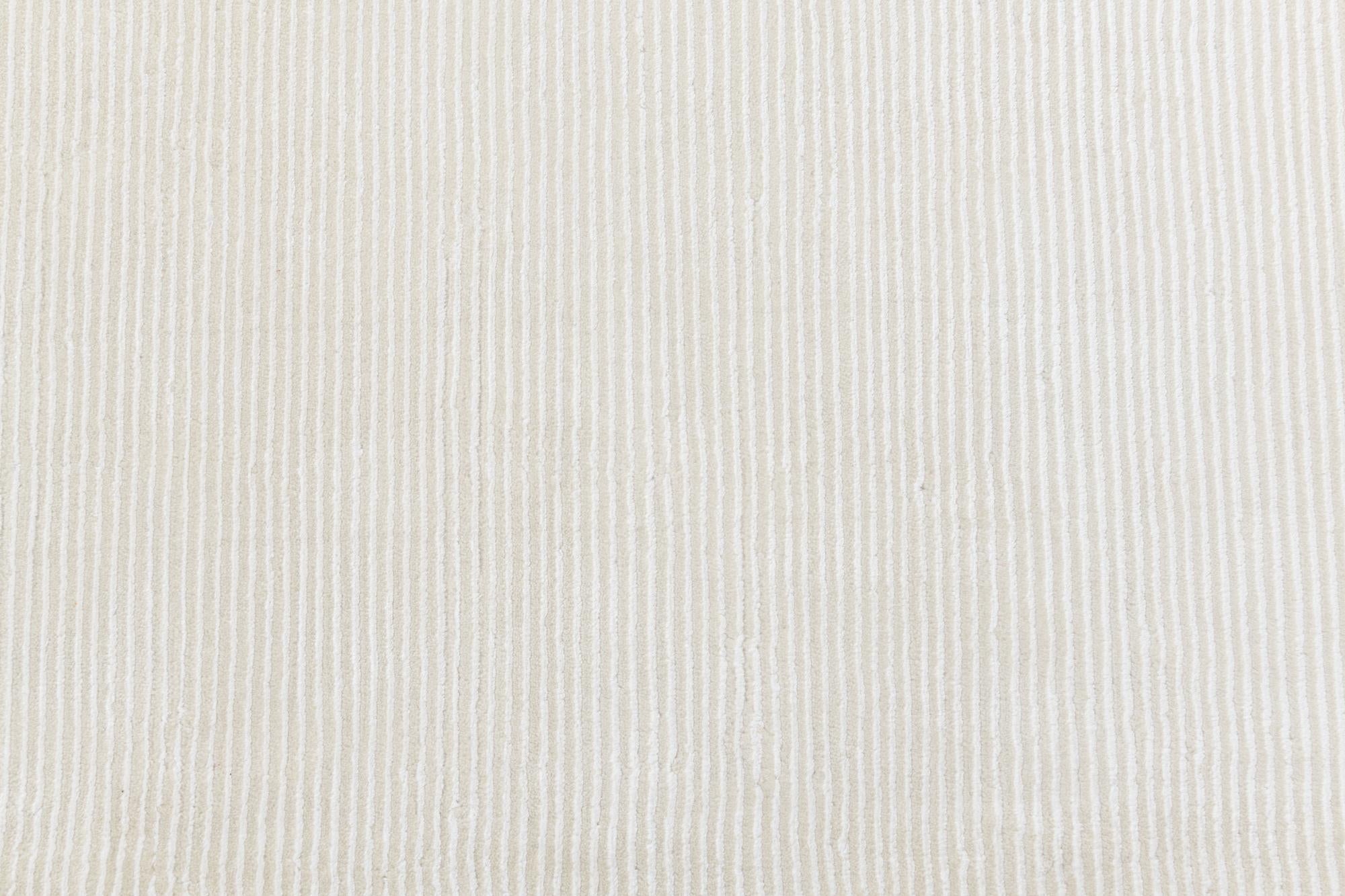 6' 11 x 9' 6 Hand Knotted Darya Wool Rug