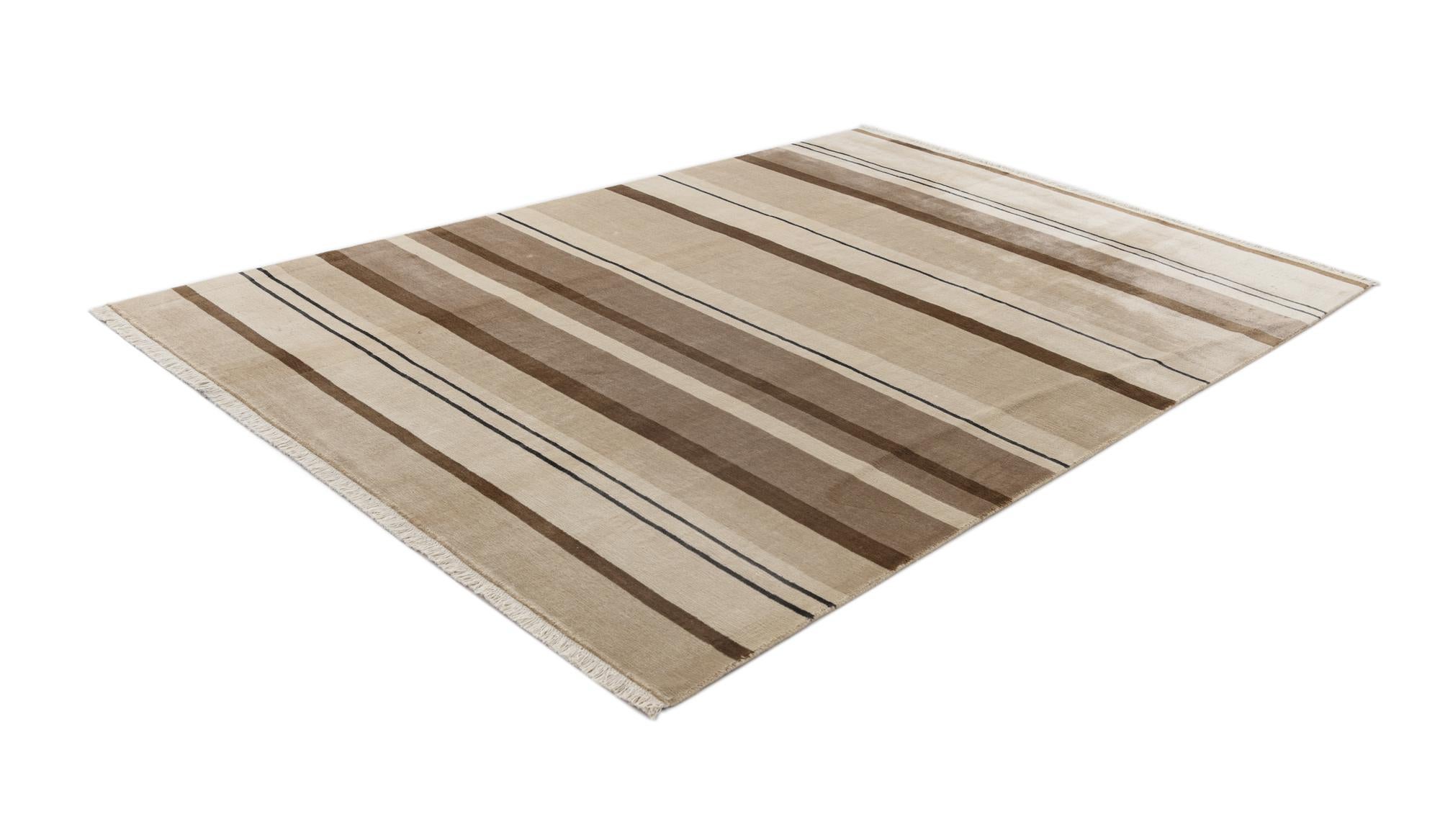 6' 7 x 9' 8 Hand Knotted Darya Wool Rug