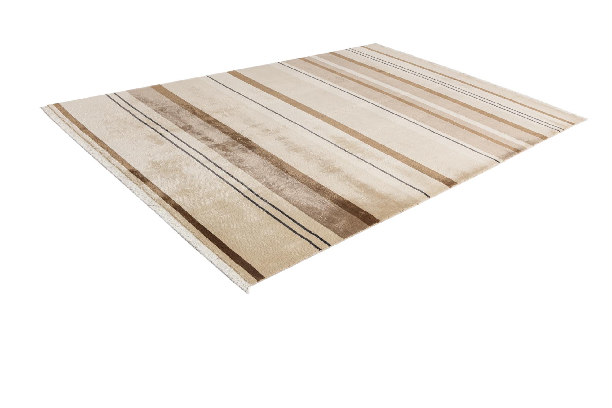 6' 7 x 9' 8 Hand Knotted Darya Wool Rug