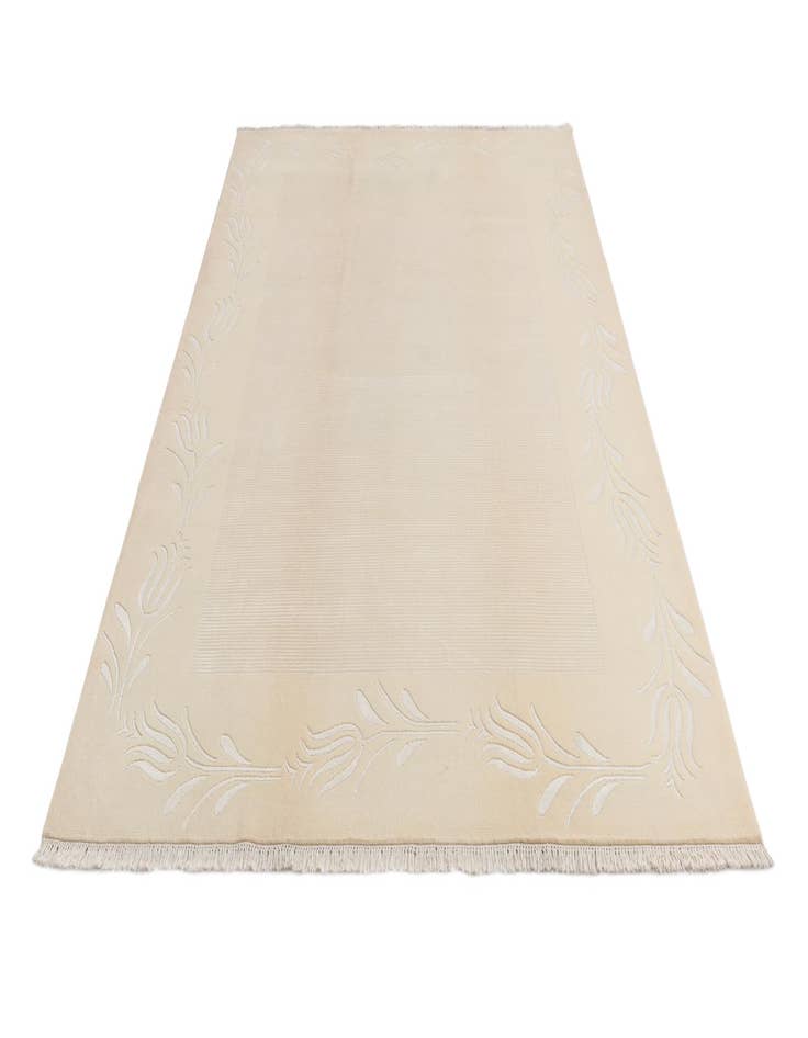 Detail image of 6' 10 x 9' 5  Hand Knotted Darya Wool Rug