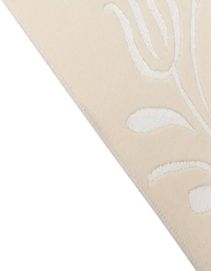 Detail image of 6' 10 x 9' 5  Hand Knotted Darya Wool Rug