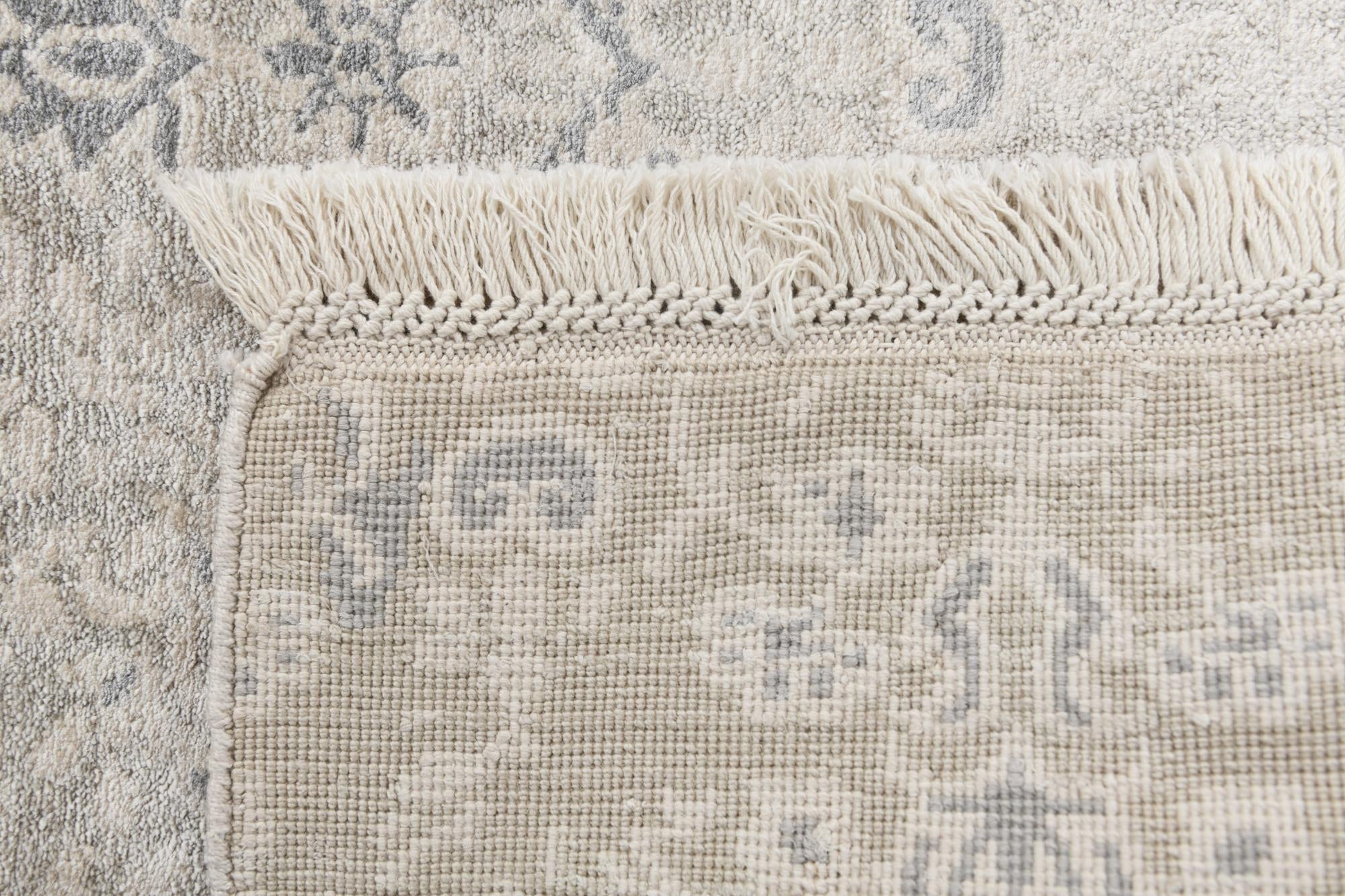 2' 8 x 4' 10 Hand Knotted Darya Wool Rug