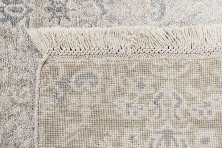 2' 8 x 4' 10 Hand Knotted Darya Wool Rug