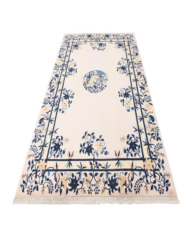 Detail image of 6' 2 x 9' 2  Hand Knotted Darya Wool Rug