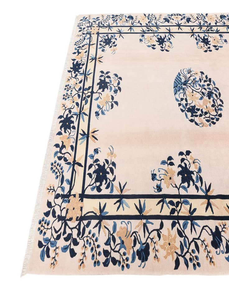 Detail image of 6' 2 x 9' 2  Hand Knotted Darya Wool Rug