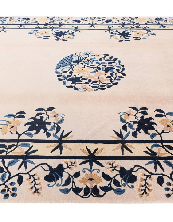 Detail image of 6' 2 x 9' 2  Hand Knotted Darya Wool Rug