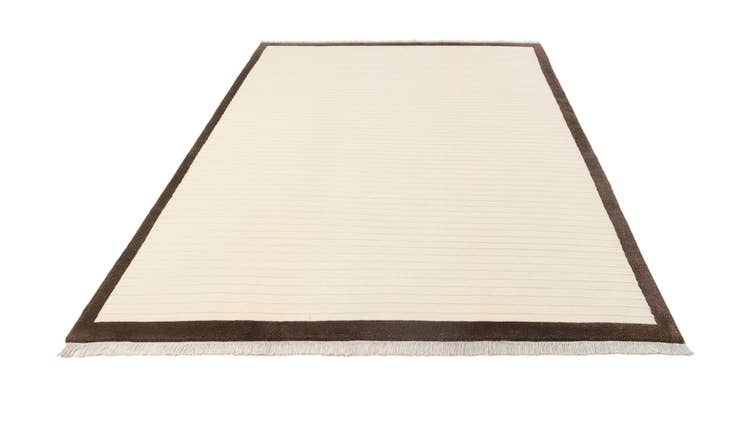 Detail image of 6' 7 x 9' 11 Hand Knotted Darya Wool Rug