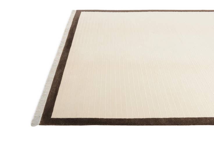 Detail image of 6' 7 x 9' 11 Hand Knotted Darya Wool Rug