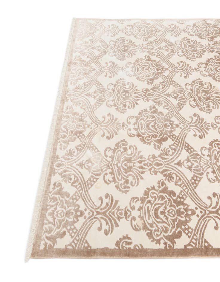 Detail image of 6' 9 x 9' 9  Hand Knotted Darya Wool Rug