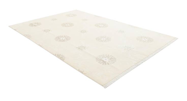 Detail image of 6' 9 x 9' 11 Hand Knotted Darya Wool Rug