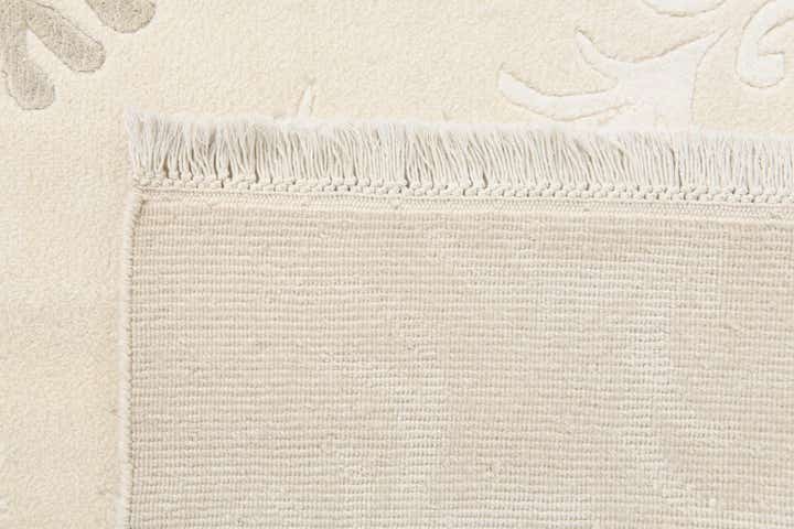 6' 9 x 9' 11 Hand Knotted Darya Wool Rug