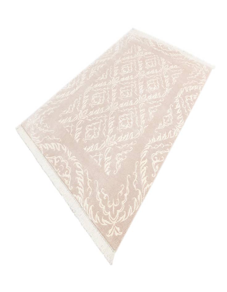 Detail image of 6' 10 x 9' 9  Hand Knotted Darya Wool Rug