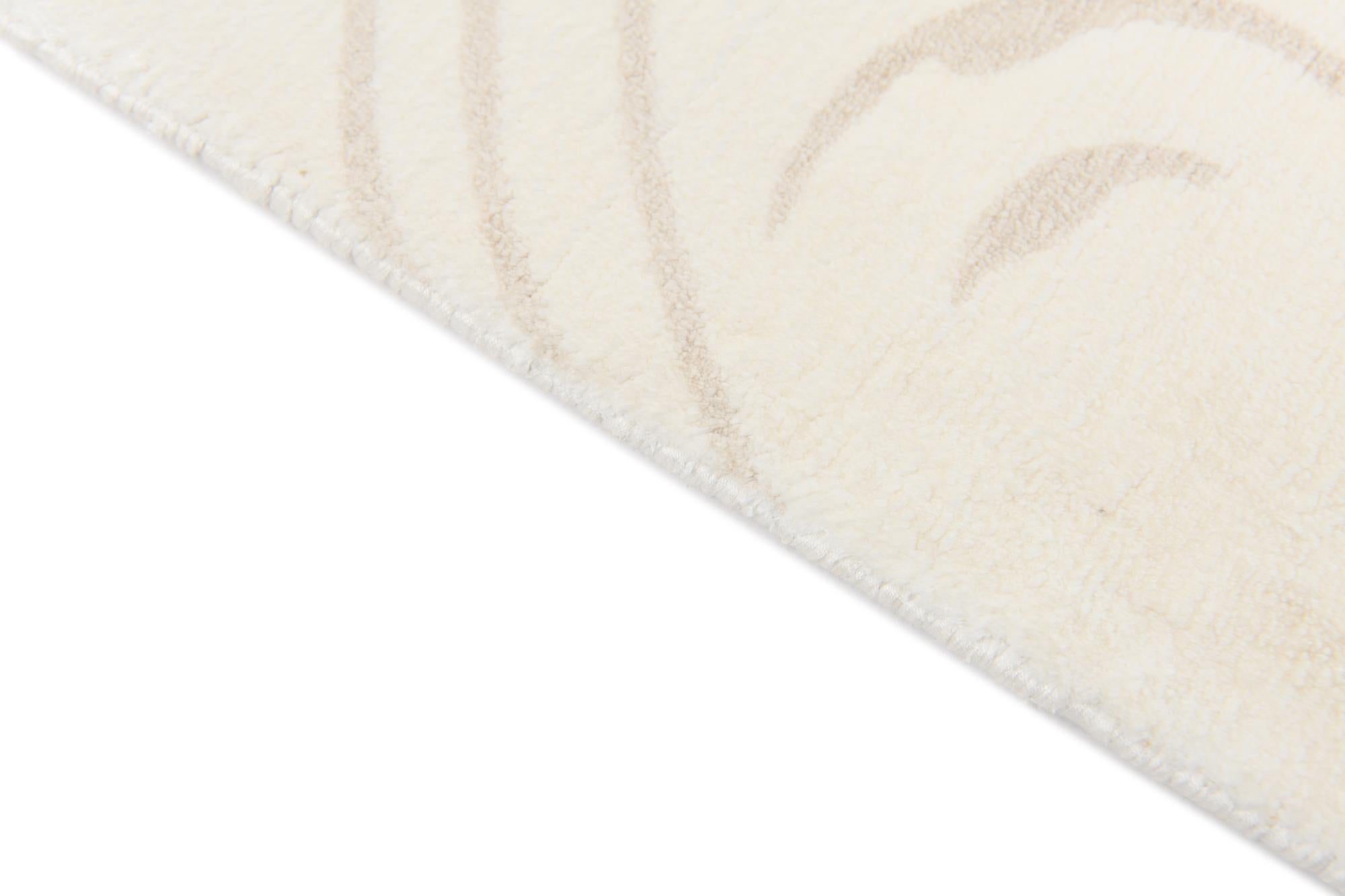 6' 7 x 9' 9 Hand Knotted Darya Wool Rug