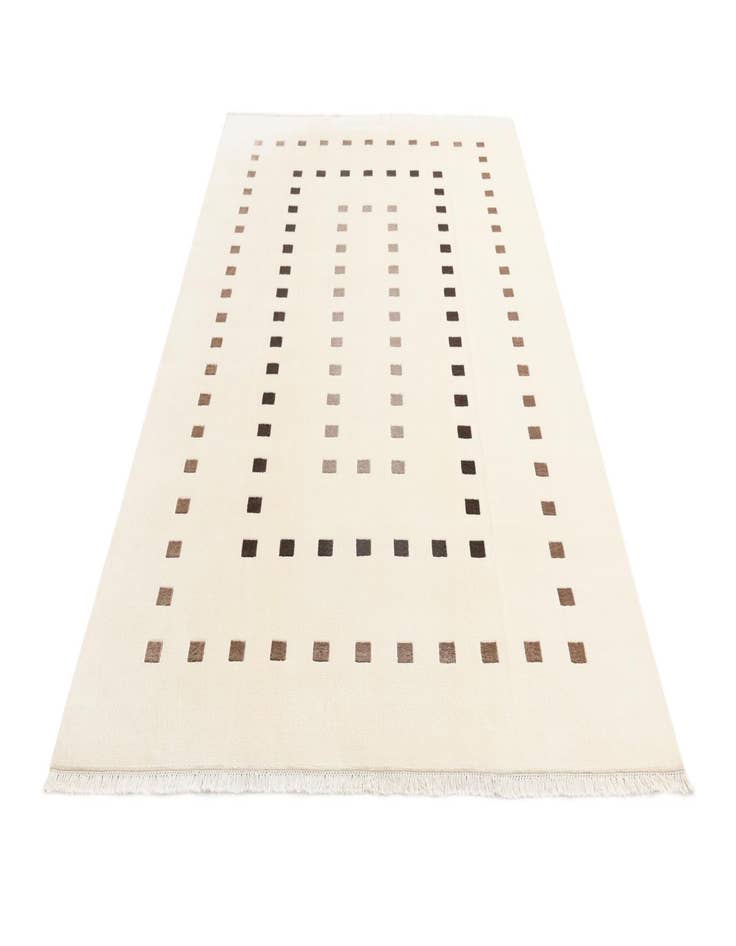 Detail image of 6' 7 x 9' 11  Hand Knotted Darya Wool Rug