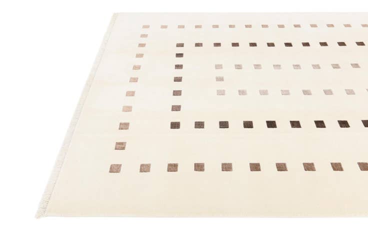 Detail image of 6' 7 x 9' 11 Hand Knotted Darya Wool Rug