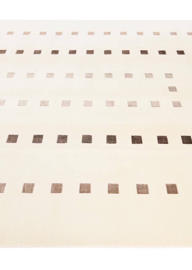 Detail image of 6' 7 x 9' 11 Hand Knotted Darya Wool Rug