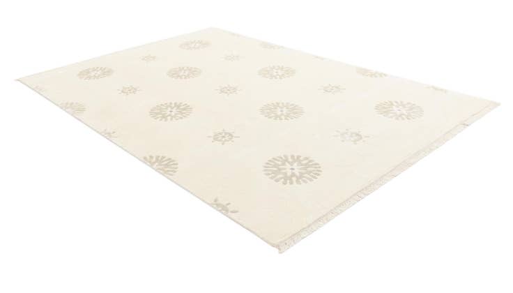 Detail image of 6' 11 x 9' 9 Hand Knotted Darya Wool Rug