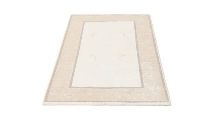 Detail image of 2' 11 x 5' Hand Knotted Darya Wool Rug