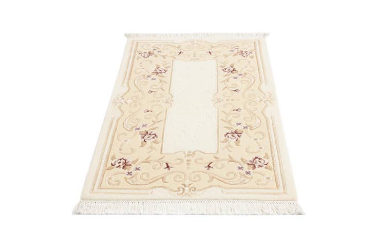 Detail image of 2' 8 x 4' 7 Hand Knotted Darya Wool Rug