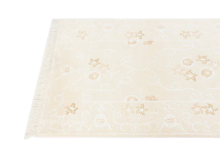 Detail image of 2' 7 x 5' 1 Hand Knotted Darya Wool Rug