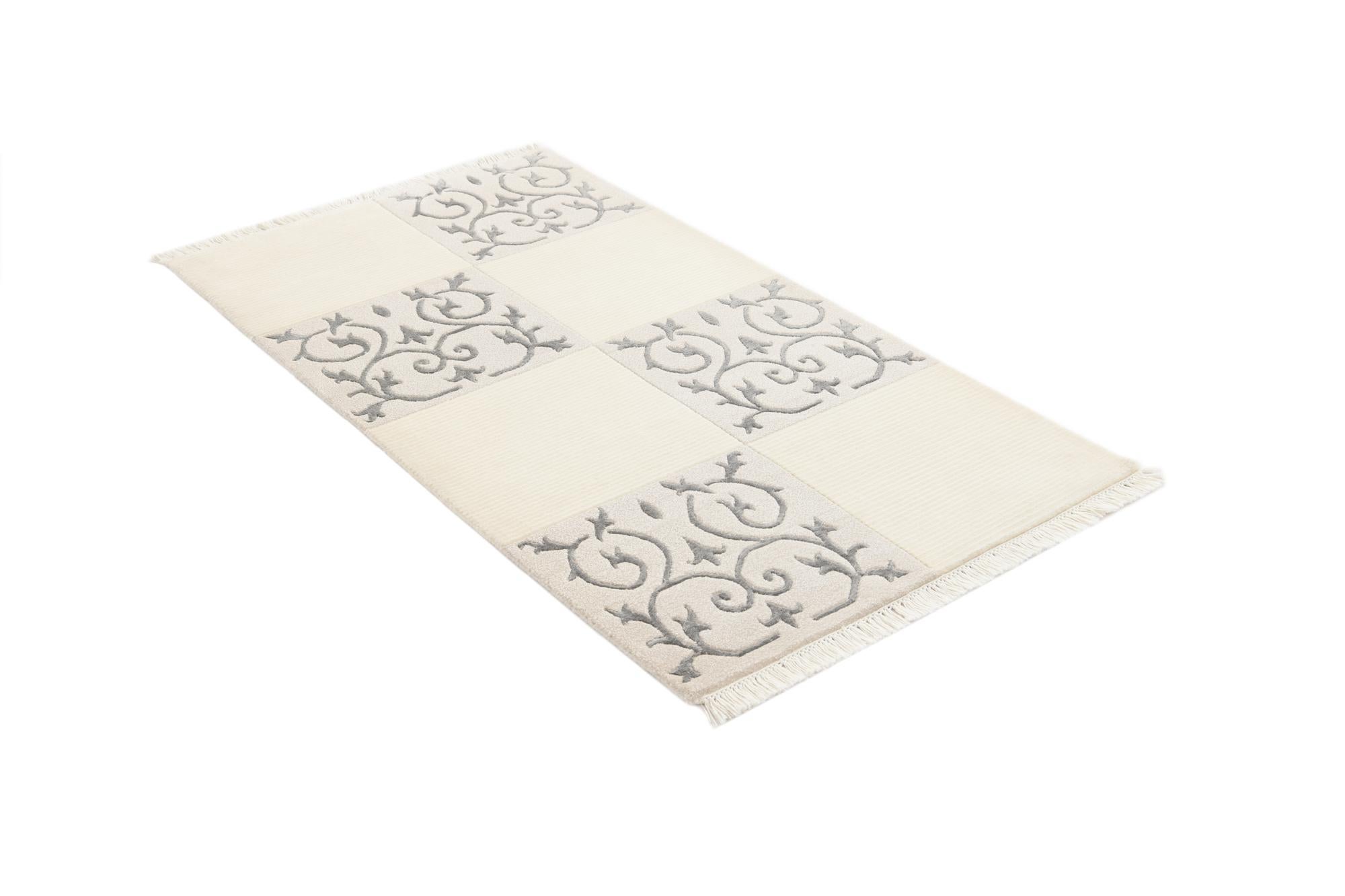 2' 8 x 5' 1 Hand Knotted Darya Wool Rug