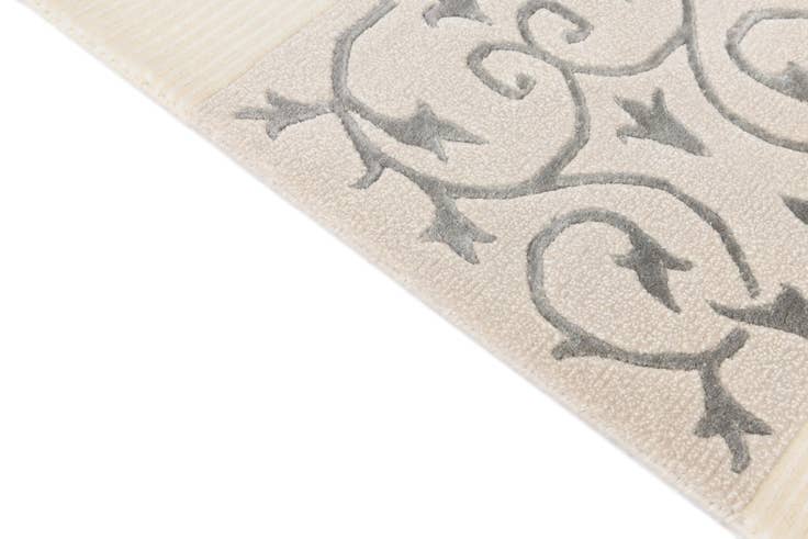Detail image of 2' 8 x 5' 1 Hand Knotted Darya Wool Rug