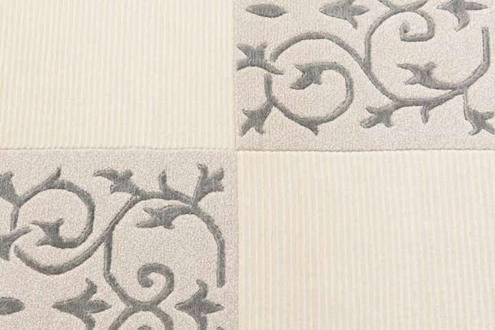 2' 8 x 5' 1 Hand Knotted Darya Wool Rug