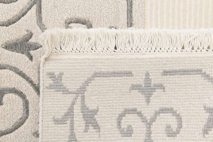 2' 8 x 5' 1 Hand Knotted Darya Wool Rug