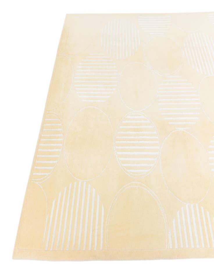 Detail image of 6' 7 x 9' 9  Hand Knotted Darya Wool Rug