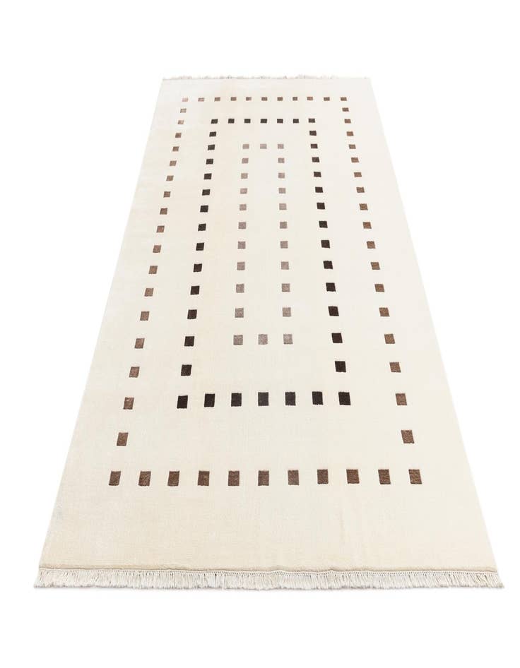 Detail image of 6' 7 x 10'  Hand Knotted Darya Wool Rug