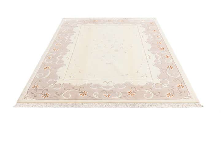 5' 9 x 7' 10 Hand Knotted Darya Wool Rug