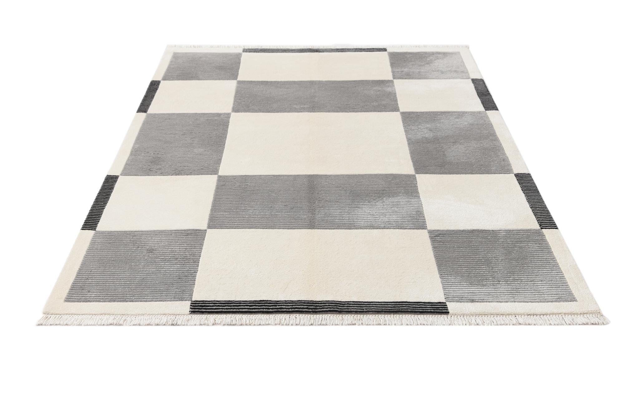 4' 11 x 6' 7 Hand Knotted Darya Wool Rug