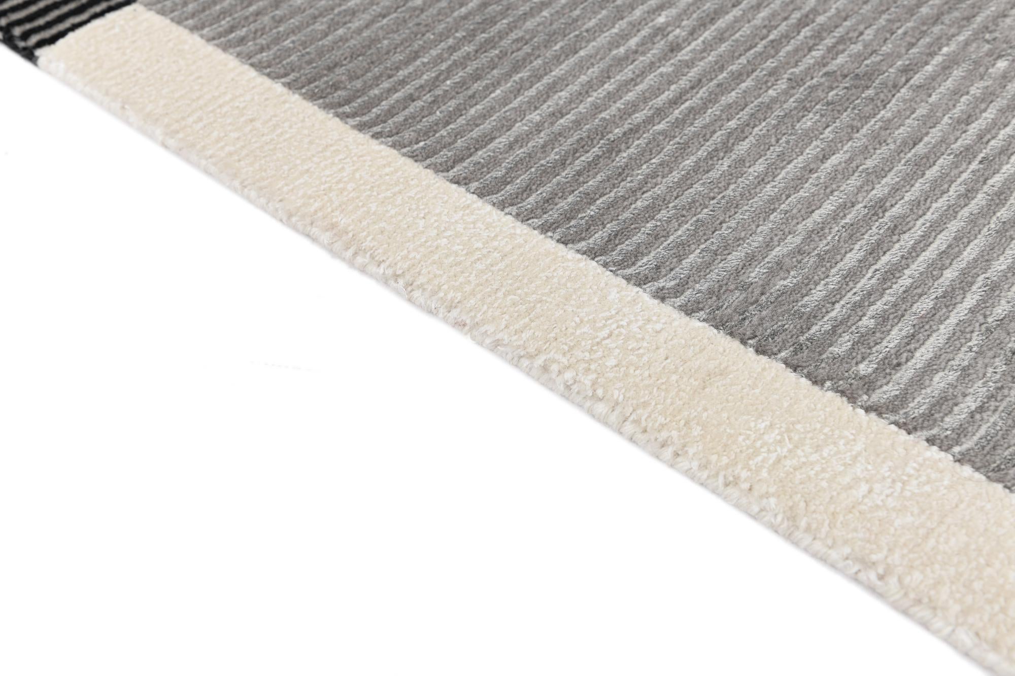 4' 11 x 6' 7 Hand Knotted Darya Wool Rug