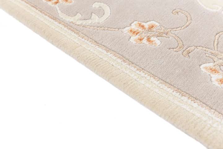 4' 11 x 6' 10 Hand Knotted Darya Wool Rug