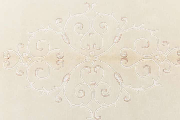 4' 11 x 6' 10 Hand Knotted Darya Wool Rug